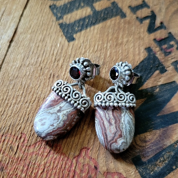 Red Crazy Lace Agate and Garnet Drop Earrings - Picture 2 of 6